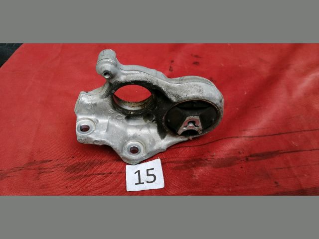 bontott PEUGEOT 308 Jobb első Féltengely Tartó