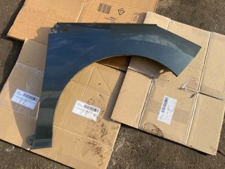 bontott PEUGEOT 308 Jobb első Sárvédő