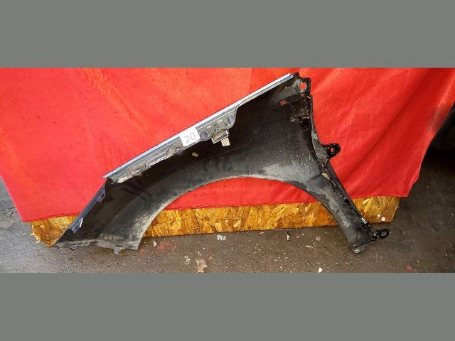 bontott PEUGEOT 308 Jobb első Sárvédő