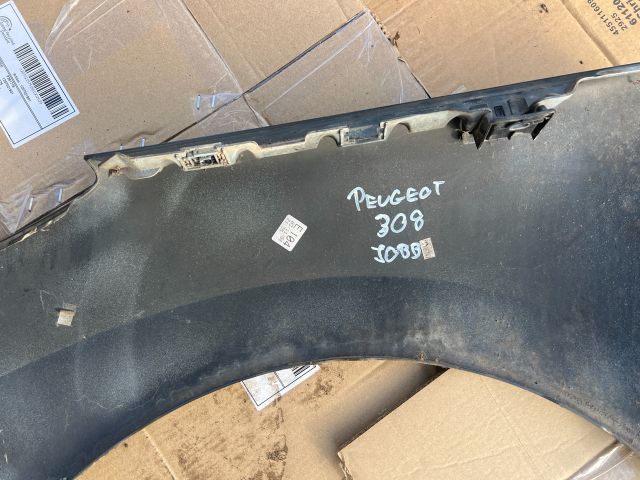 bontott PEUGEOT 308 Jobb első Sárvédő
