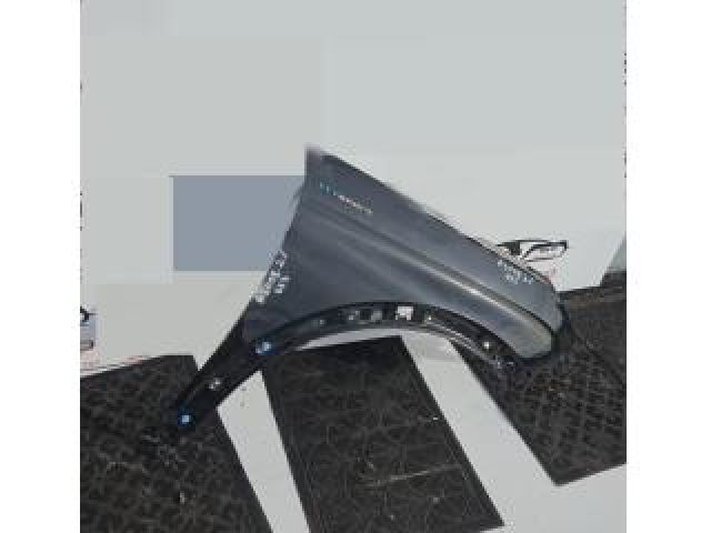 bontott PEUGEOT 308 Jobb első Sárvédő