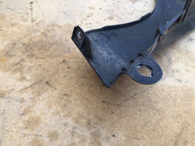 bontott PEUGEOT 308 Jobb első Sárvédő