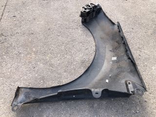 bontott PEUGEOT 308 Jobb első Sárvédő