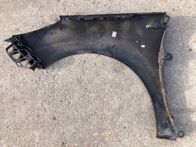 bontott PEUGEOT 308 Jobb első Sárvédő