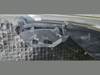 bontott PEUGEOT 308 Jobb Fényszóró