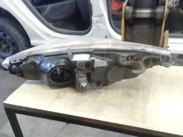 bontott PEUGEOT 308 Jobb Fényszóró