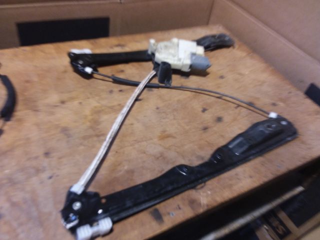 bontott PEUGEOT 308 Jobb hátsó Ablakemelő Szerkezet (Mechanikus)