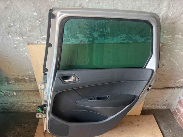 bontott PEUGEOT 308 Jobb hátsó Ajtó (Részeivel)
