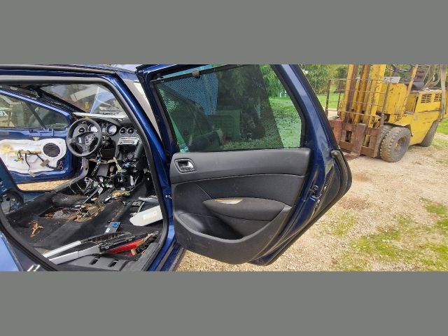 bontott PEUGEOT 308 Jobb hátsó Ajtó (Részeivel)