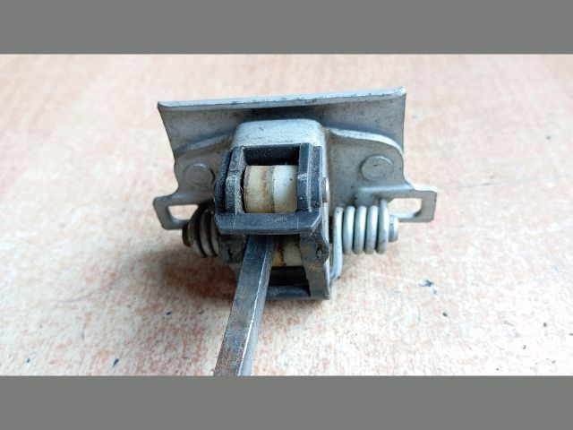 bontott PEUGEOT 308 Jobb hátsó Ajtóhatároló