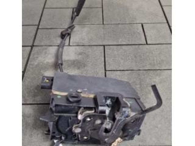 bontott PEUGEOT 308 Jobb hátsó Ajtózár