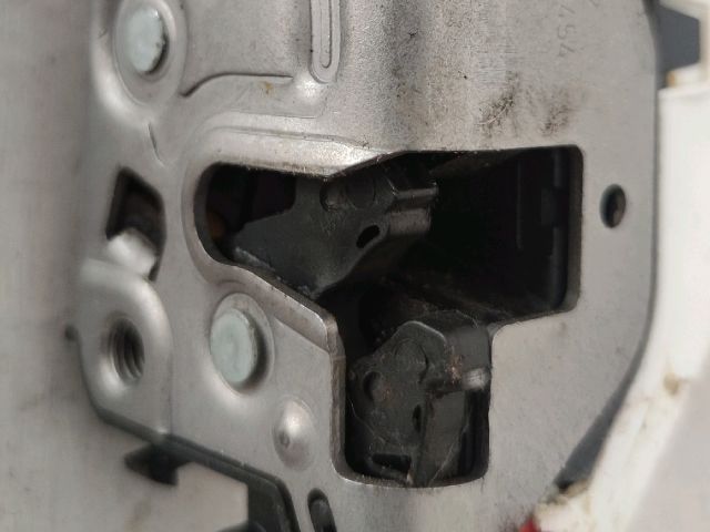 bontott PEUGEOT 308 Jobb hátsó Ajtózár