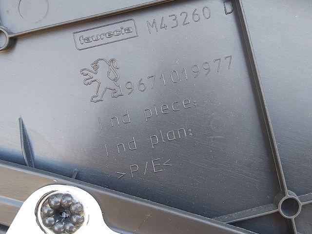 bontott PEUGEOT 308 Jobb hátsó Árnyékoló Roló