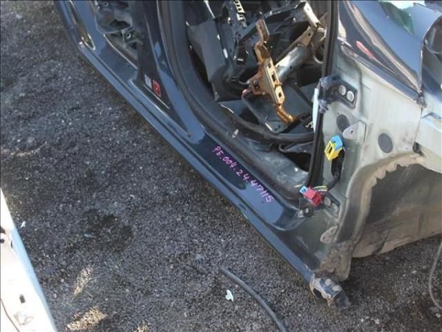 bontott PEUGEOT 308 Jobb Küszöb