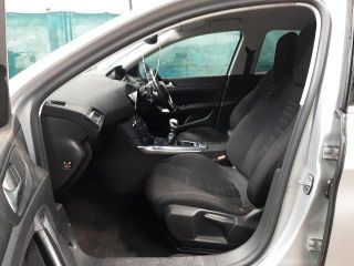 bontott PEUGEOT 308 Jobb Napellenző