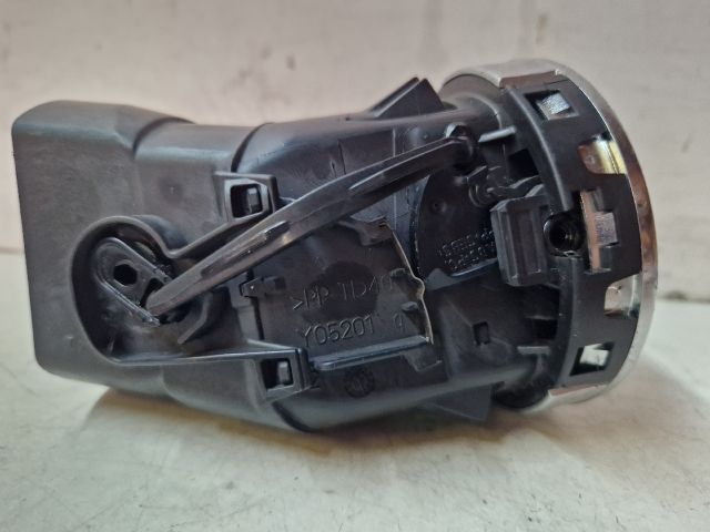 bontott PEUGEOT 308 Jobb Szellőző