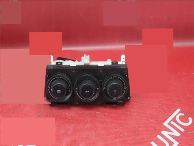 bontott PEUGEOT 308 Klíma Kapcsoló