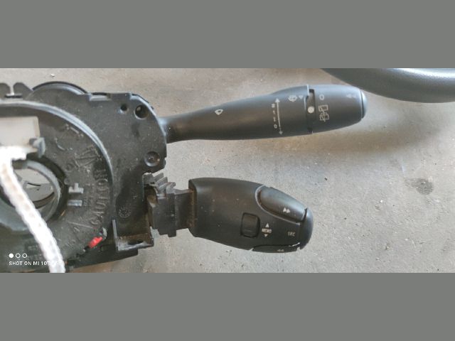 bontott PEUGEOT 308 Komplett Kormánykapcsoló (Bajuszkapcsoló)