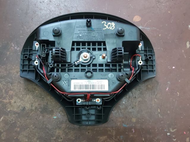 bontott PEUGEOT 308 Kormánylégzsák