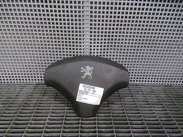 bontott PEUGEOT 308 Kormánylégzsák