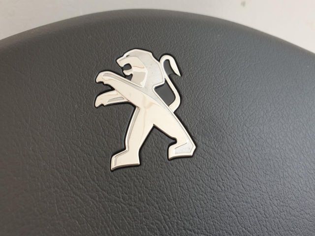 bontott PEUGEOT 308 Kormánylégzsák