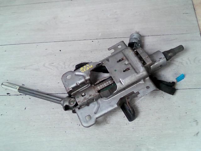 bontott PEUGEOT 308 Kormányoszlop