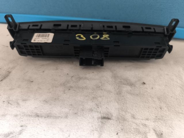 bontott PEUGEOT 308 Középkonzol Vezérlő Panel