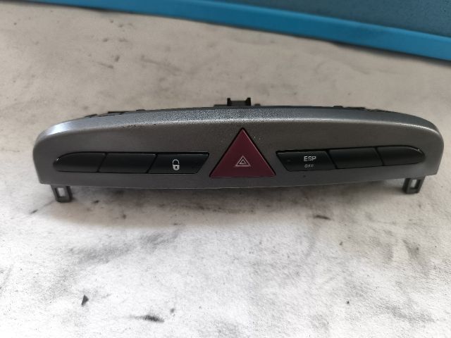 bontott PEUGEOT 308 Középkonzol Vezérlő Panel