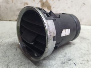 bontott PEUGEOT 308 Középső Szellőző