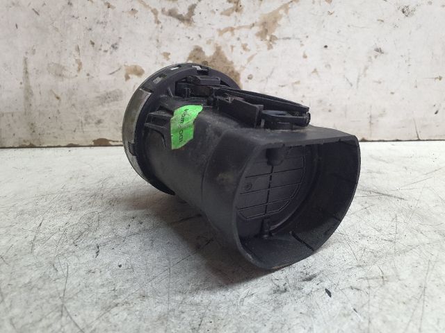 bontott PEUGEOT 308 Középső Szellőző