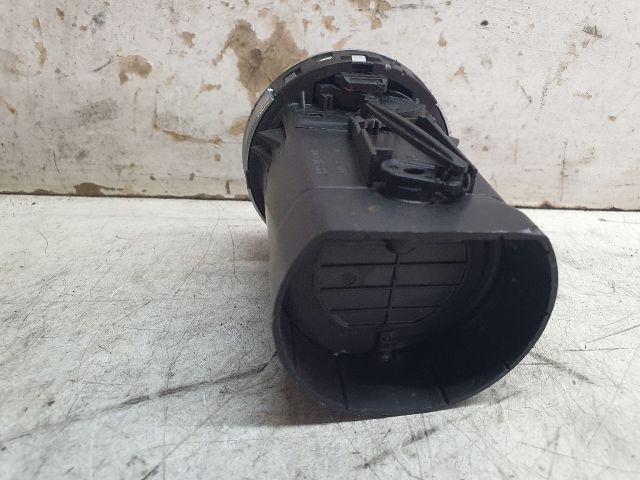 bontott PEUGEOT 308 Középső Szellőző