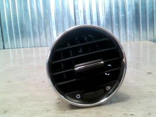 bontott PEUGEOT 308 Középső Szellőző