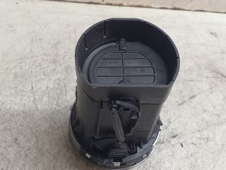 bontott PEUGEOT 308 Középső Szellőző