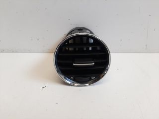 bontott PEUGEOT 308 Középső Szellőző