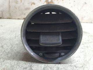 bontott PEUGEOT 308 Középső Szellőző