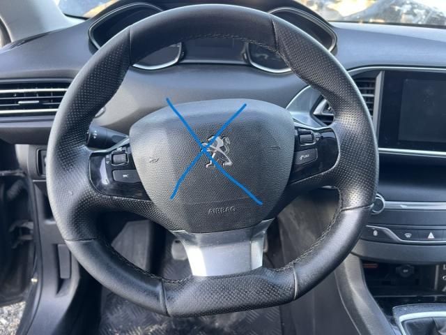 bontott PEUGEOT 308 Multikormány