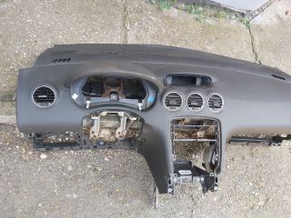 bontott PEUGEOT 308 Műszerfal Héj