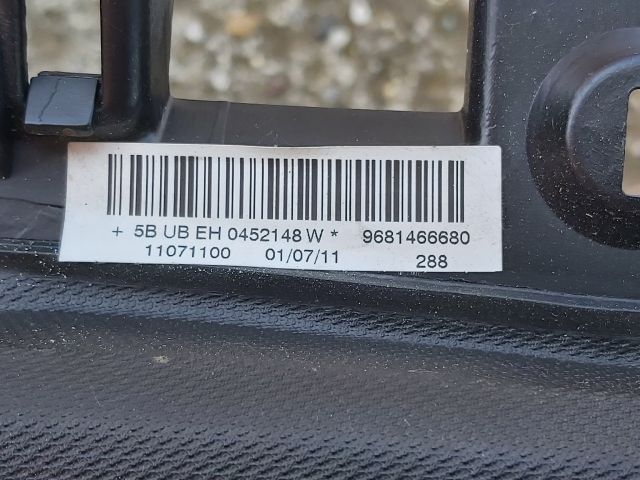 bontott PEUGEOT 308 Műszerfal Héj