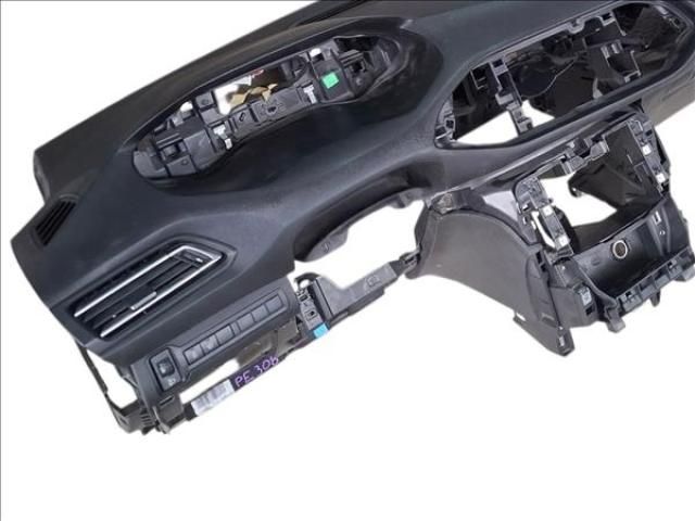 bontott PEUGEOT 308 Műszerfal Héj