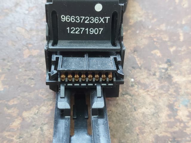 bontott PEUGEOT 308 Rádió / CD Kapcsoló