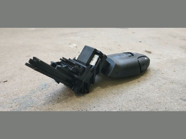 bontott PEUGEOT 308 Rádió / CD Kapcsoló