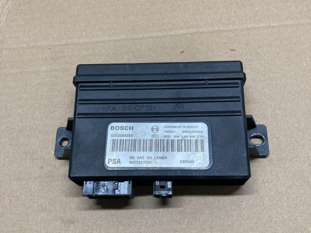 bontott PEUGEOT 308 Tolatóradar Elektronika