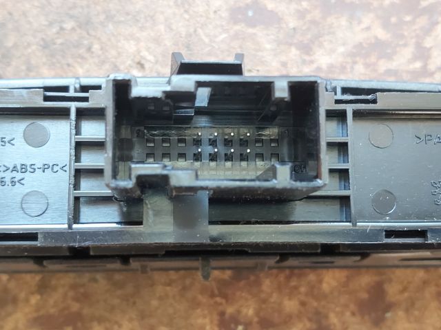 bontott PEUGEOT 308 Vészvillogó Kapcsoló