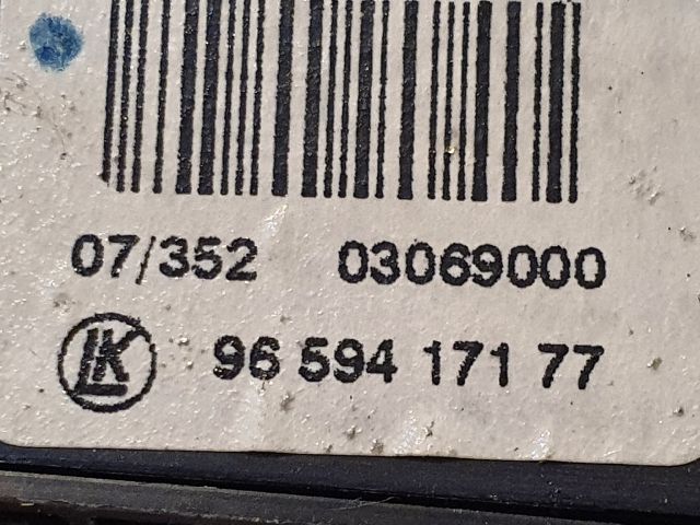 bontott PEUGEOT 308 Vészvillogó Kapcsoló