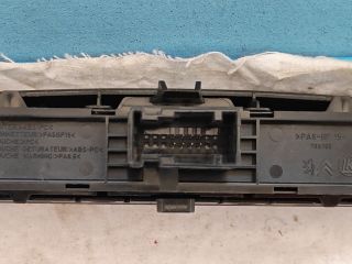 bontott PEUGEOT 308 Vészvillogó Kapcsoló