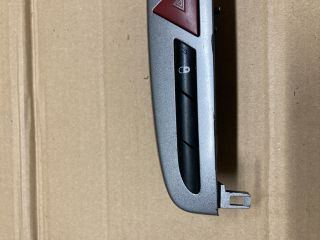 bontott PEUGEOT 308 Vészvillogó Kapcsoló