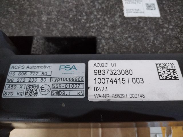 bontott PEUGEOT 308 Vonóhorog