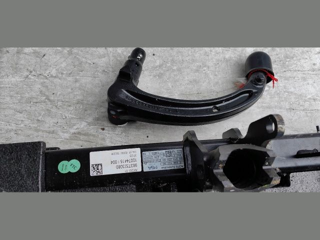 bontott PEUGEOT 308 Vonóhorog