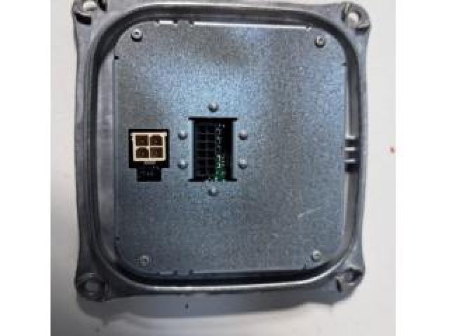 bontott PEUGEOT 308 Xenon Trafó