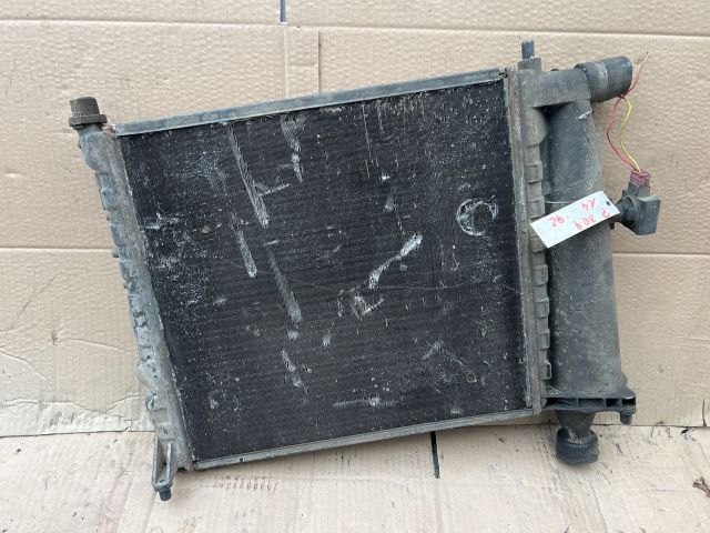 bontott PEUGEOT 309 Vízhűtő Radiátor (Nem klímás)